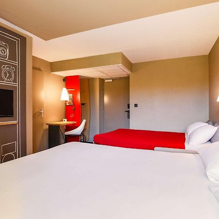 Ibis Carcassonne Est La Cite Hotel Exterior photo